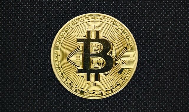 bitcoin-g9c200ca0e_640